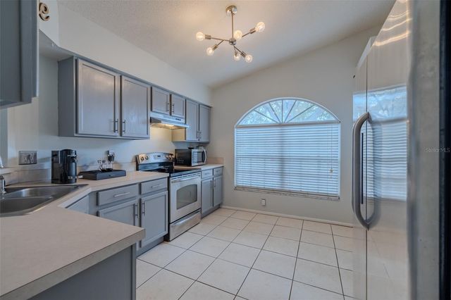 1221 FRANFORD DRIVE, Brandon, FL 33511