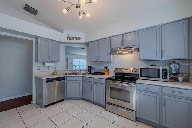 1221 FRANFORD DRIVE, Brandon, FL 33511