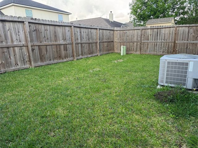 10738 Plum Dale Way, Houston, TX 77034