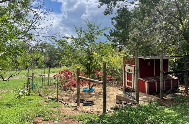 175 Fischer TRL, Wimberley, TX 78676