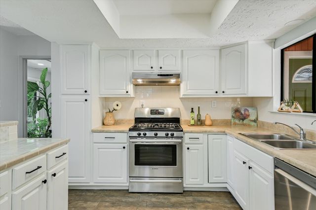 175 Fischer TRL, Wimberley, TX 78676