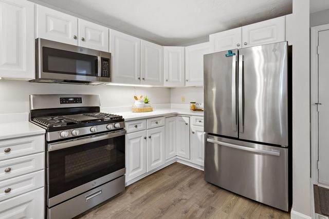 7 Upland Circle, Mashpee, MA 02649