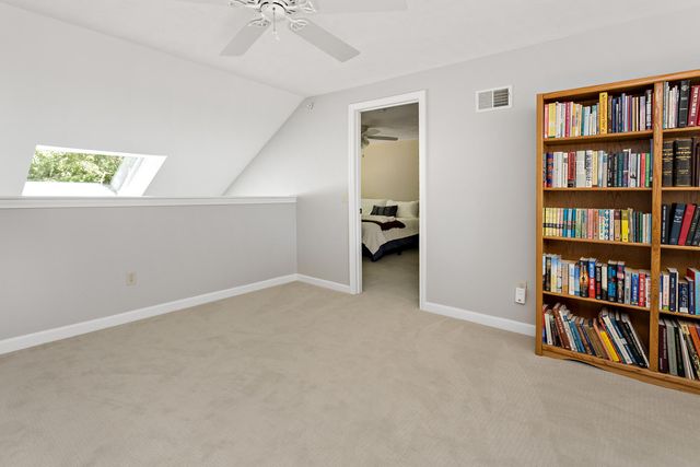 7 Upland Circle, Mashpee, MA 02649