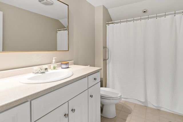 7 Upland Circle, Mashpee, MA 02649