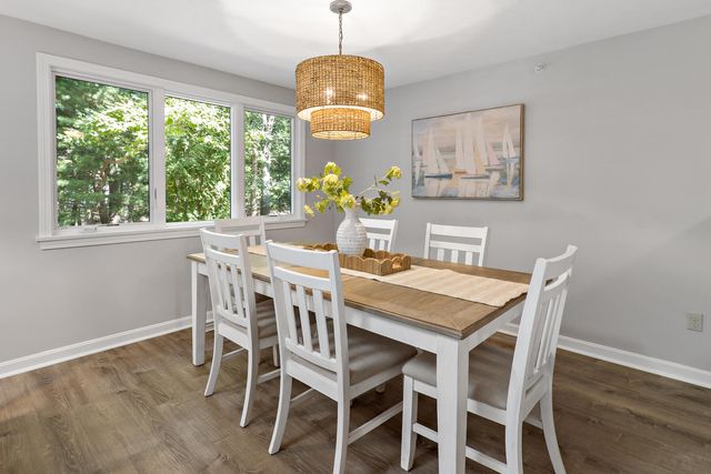 7 Upland Circle, Mashpee, MA 02649