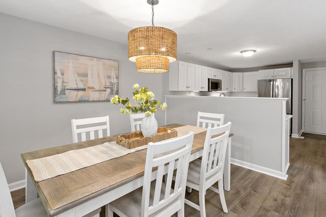7 Upland Circle, Mashpee, MA 02649