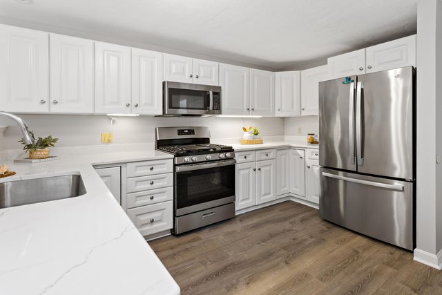 7 Upland Circle, Mashpee, MA 02649