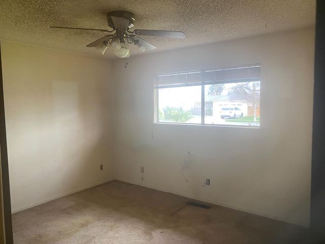 2654 E Warner Avenue, Fresno, CA 93710