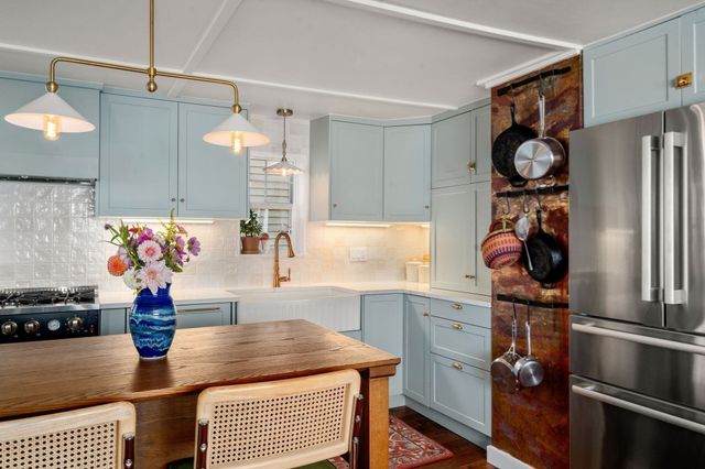 91 Heath St, Somerville, MA 02145