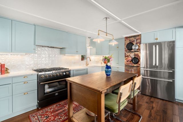 91 Heath St, Somerville, MA 02145