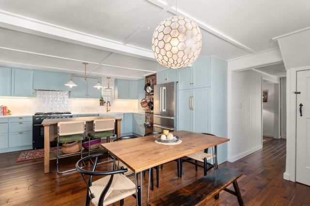 91 Heath St, Somerville, MA 02145