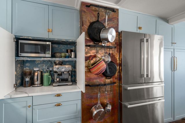 91 Heath St, Somerville, MA 02145