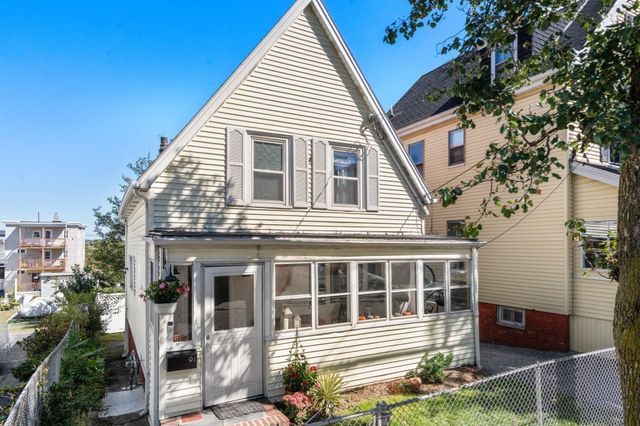 91 Heath St, Somerville, MA 02145