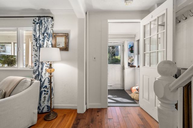 91 Heath St, Somerville, MA 02145