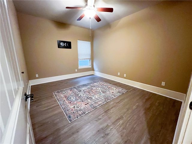 3710 W Cherokee Road, Rogers, AR 72758