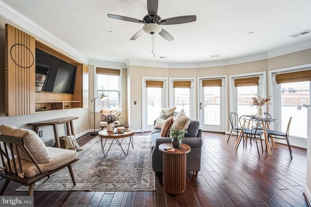2101 N MONROE ST #401, Arlington, VA 22207