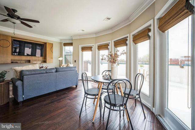 2101 N MONROE ST #401, Arlington, VA 22207