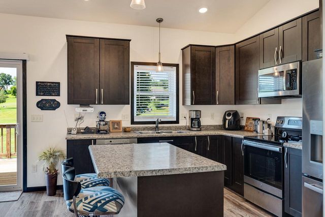 21572 Somerset Downs LANE, Galesville, WI 54630