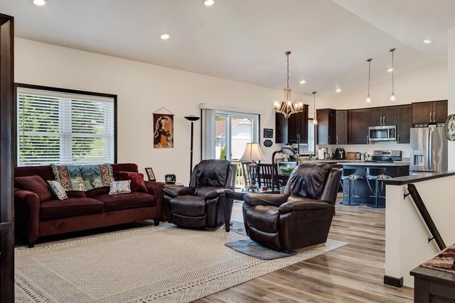 21572 Somerset Downs LANE, Galesville, WI 54630