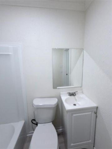 1112 3rd Street, La Marque, TX 77568