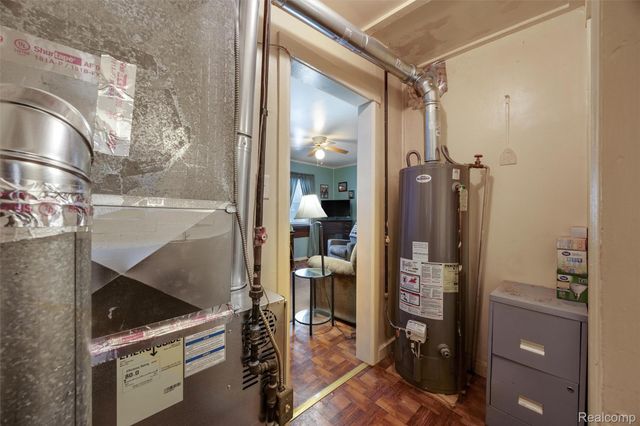 37521 Van Petten Street, Romulus, MI 48174