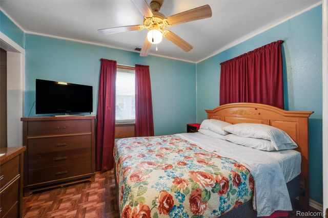 37521 Van Petten Street, Romulus, MI 48174