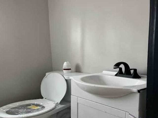 2619 Victor Street, Kansas City, MO 64128