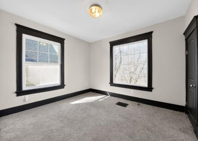 2619 Victor Street, Kansas City, MO 64128