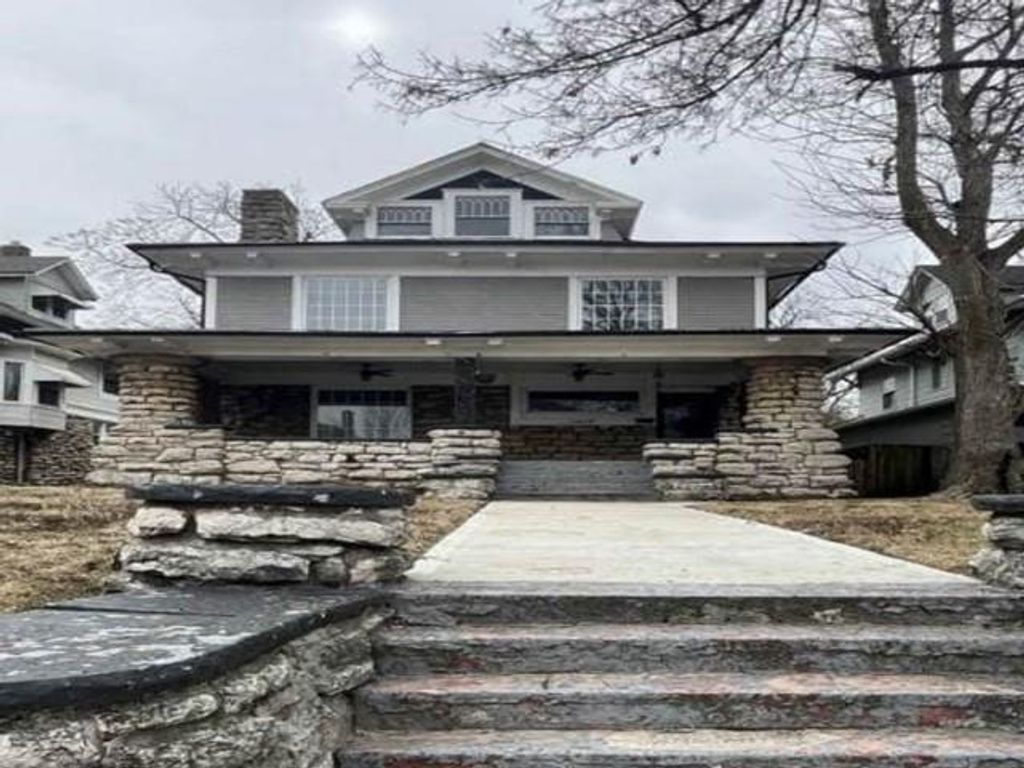 2619 Victor Street, Kansas City, MO 64128