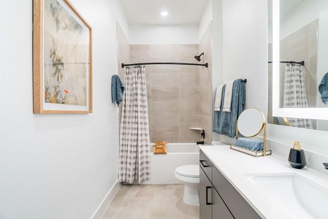 15635 Memorial Drive 249, Houston, TX 77079