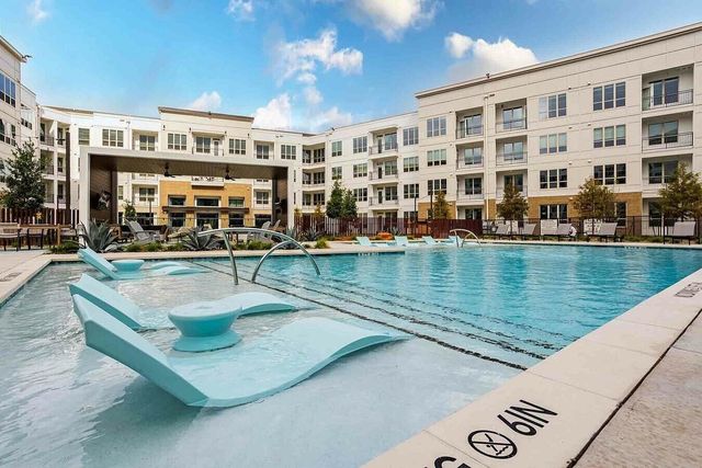 15635 Memorial Drive 249, Houston, TX 77079