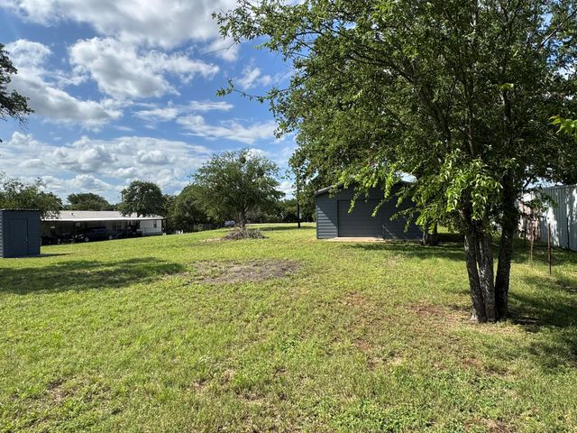 670 Beaver ST, Tow, TX 78672