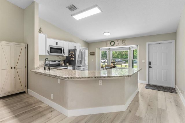17105 N 70th St Street N, Loxahatchee, FL 33470