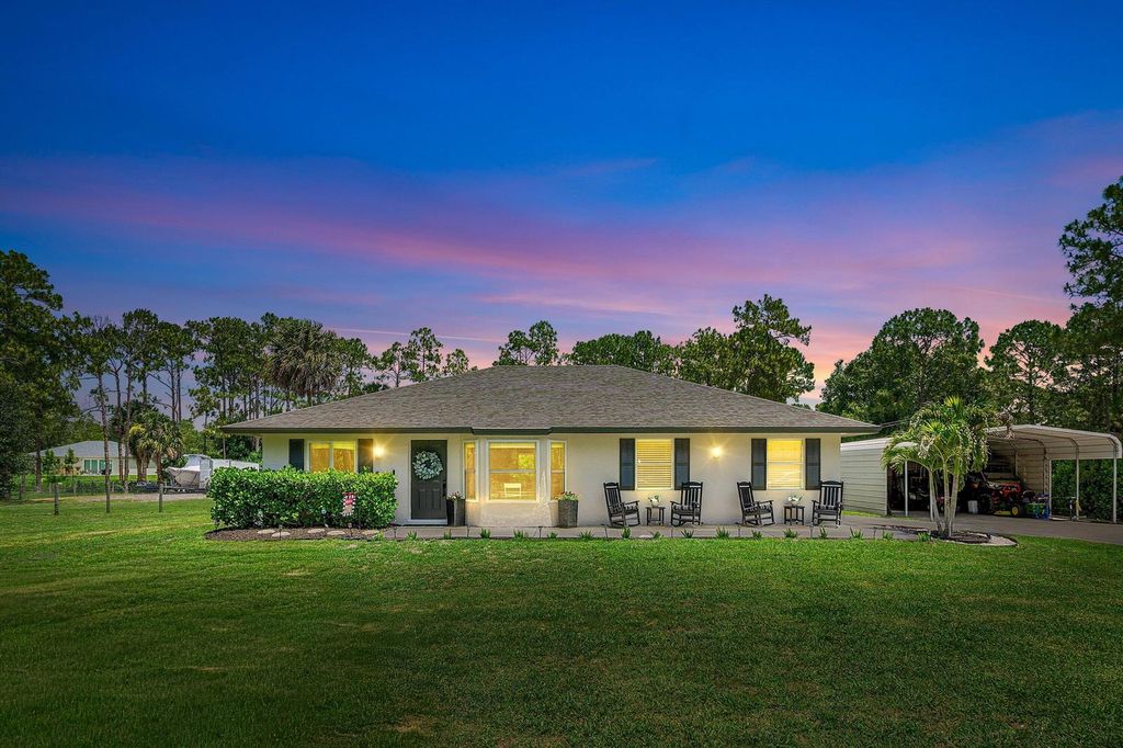 17105 N 70th St Street N, Loxahatchee, FL 33470