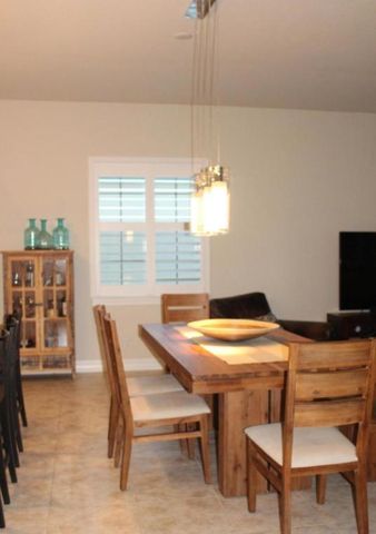 10274 Prato Street, Wellington, FL 33414