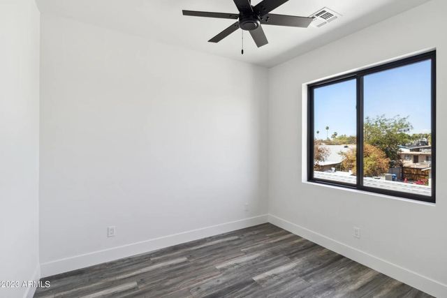902 W Hazelwood Street Unit B, Phoenix, AZ 85013