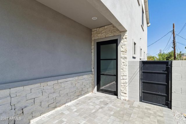 902 W Hazelwood Street Unit B, Phoenix, AZ 85013