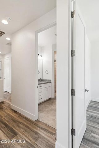 902 W Hazelwood Street Unit B, Phoenix, AZ 85013