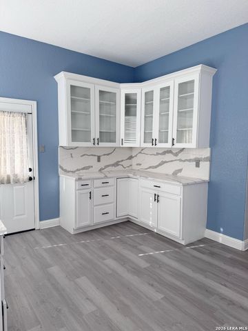 12002 Mill Summit, San Antonio, TX 78254