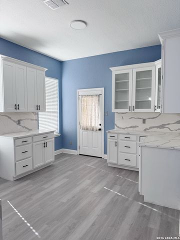 12002 Mill Summit, San Antonio, TX 78254