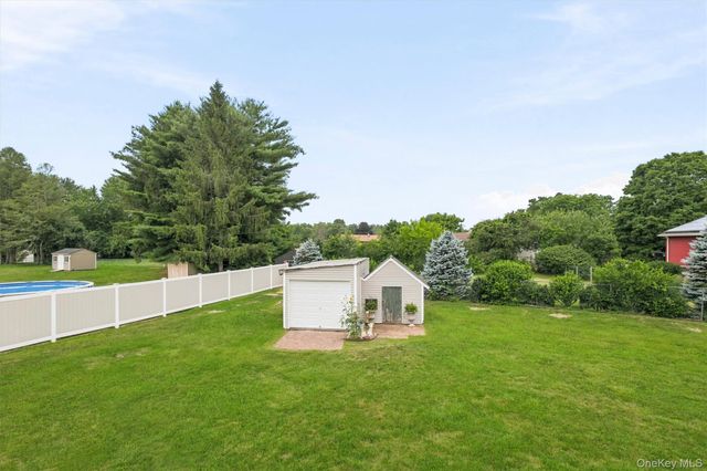 40 Long Meadow Drive, Staatsburg, NY 12580