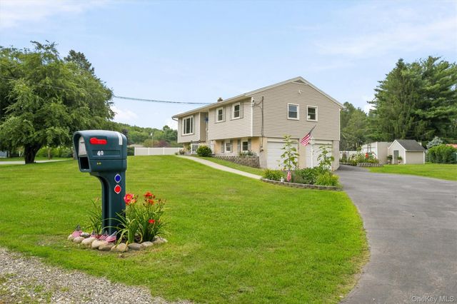 40 Long Meadow Drive, Staatsburg, NY 12580