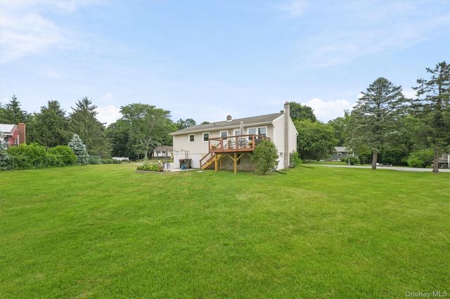 40 Long Meadow Drive, Staatsburg, NY 12580
