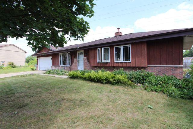 6901 W Greenbrook COURT, Milwaukee, WI 53223