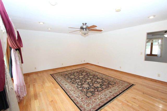 6901 W Greenbrook COURT, Milwaukee, WI 53223