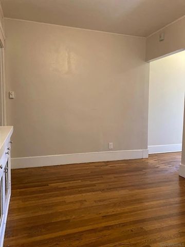 3042-48 Broadway, San Diego, CA 92102