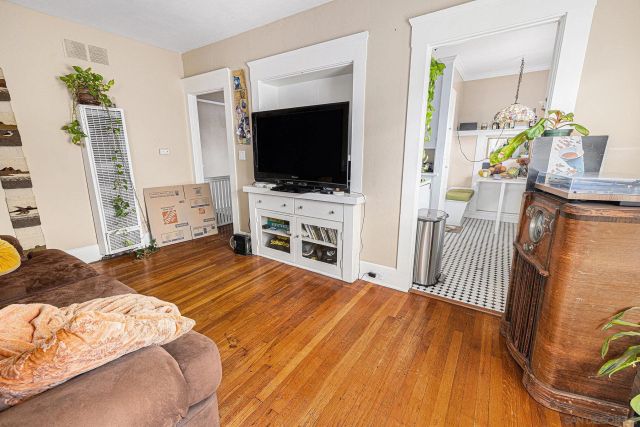 3042-48 Broadway, San Diego, CA 92102