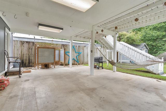 155 Goldenrod, Livingston, TX 77351