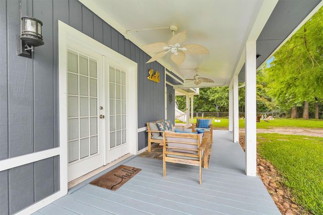 155 Goldenrod, Livingston, TX 77351
