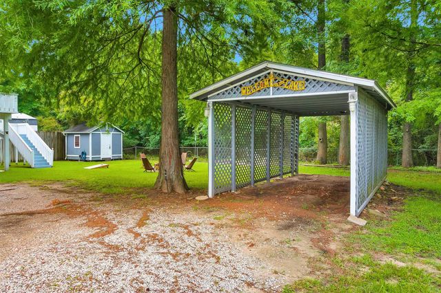 155 Goldenrod, Livingston, TX 77351